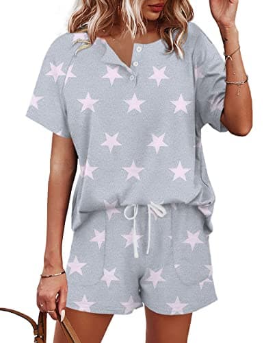 WIHOLL Pajama Sets for Women Soft Shorts Cute Summer Tops Short Sleeve Sleepwear Star Print-Grey S
