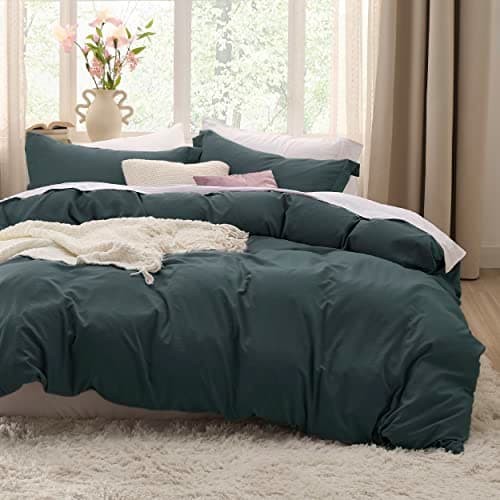 Bedsure Forest Green Duvet Cover Twin/Twin XL Size - 2 Pieces Prewashed Polyester Extra Soft Bedding Set, Includes 1 Twin Duvet Cover 68''x90'' with Zipper Closure & 1 Pillow Sham, No Comforter